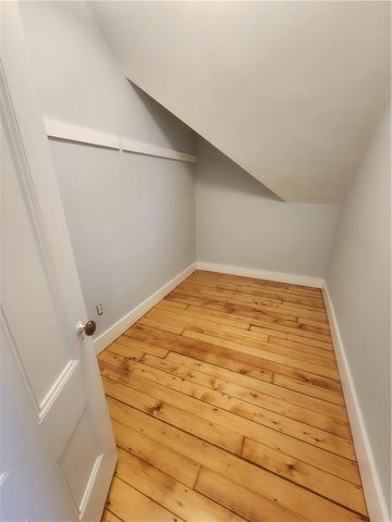 18 Amy Street, Providence, RI 02906