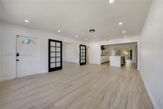 716 SW 5th Ave, Hallandale Beach, FL 33009