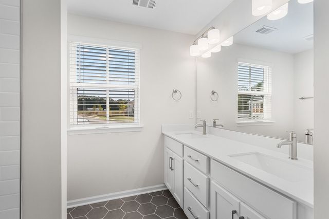 7460 Atwater Cir, SE, Fairview, TN 37062