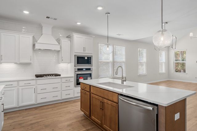 7460 Atwater Cir, SE, Fairview, TN 37062