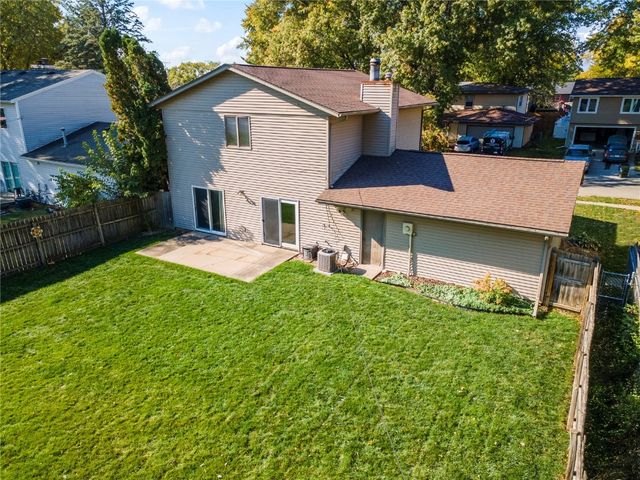 1256 Esther Court, Iowa City, IA 52240