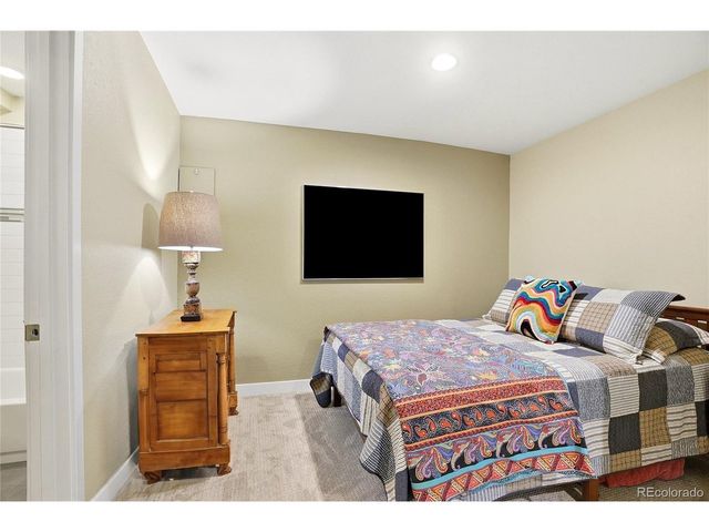 331 E Simpson St, Lafayette, CO 80026
