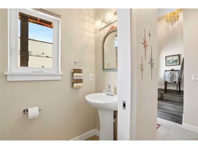 331 E Simpson St, Lafayette, CO 80026
