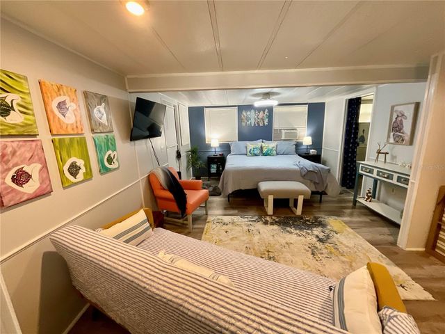 6580 SEMINOLE BOULEVARD 510, Seminole, FL 33772