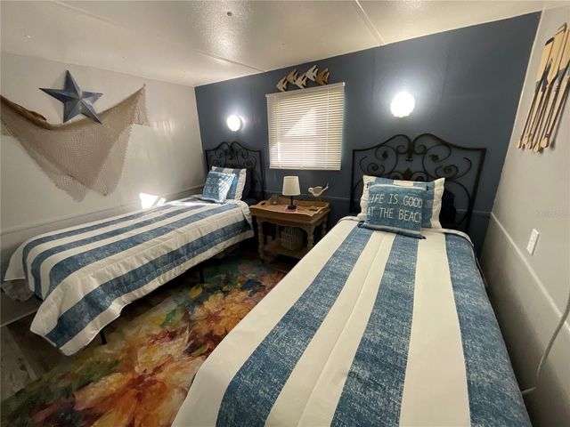 6580 SEMINOLE BOULEVARD 510, Seminole, FL 33772