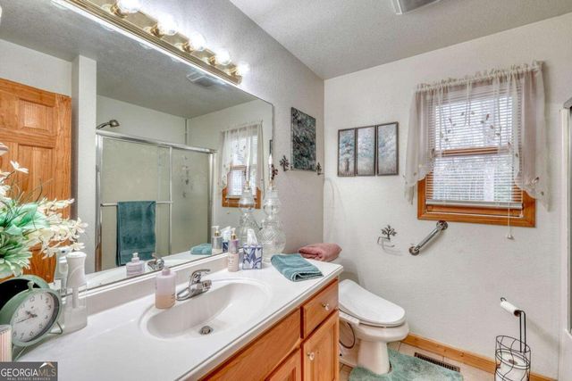 694 Hilltop Road, Murphy, NC 28906