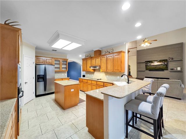 5806 Beauvais Dr, Corpus Christi, TX 78414