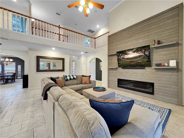 5806 Beauvais Dr, Corpus Christi, TX 78414