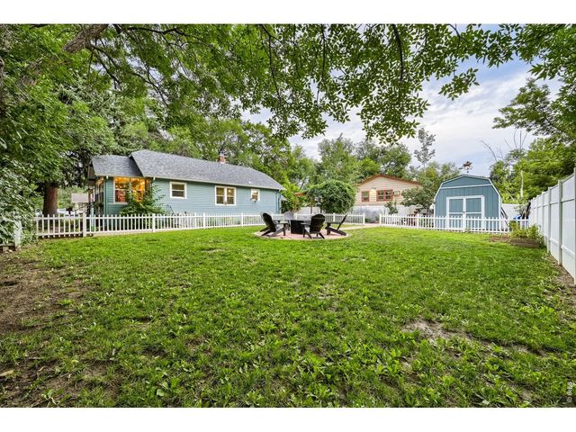 202 8th Ave, Longmont, CO 80501