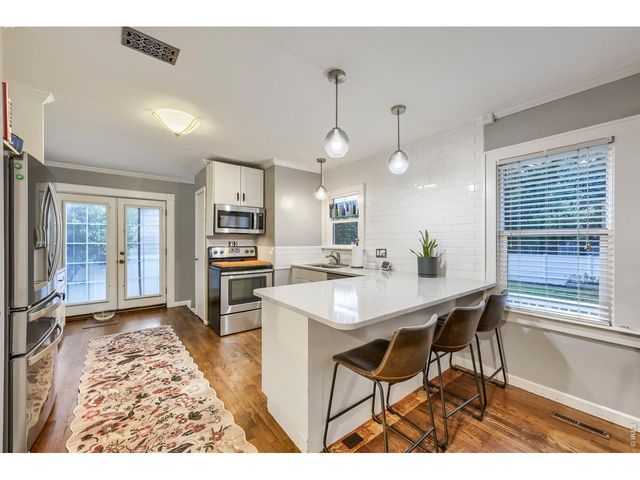 202 8th Ave, Longmont, CO 80501