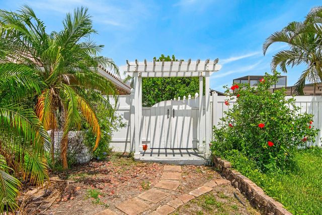 5011 ENSIGN LOOP, New Port Richey, FL 34652