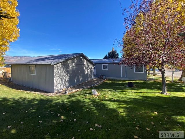 310 Apex Lane, Challis, ID 83226