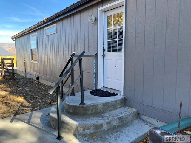 310 Apex Lane, Challis, ID 83226