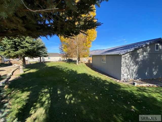 310 Apex Lane, Challis, ID 83226