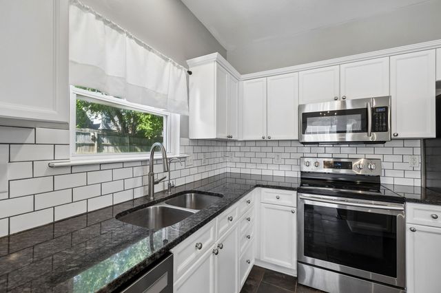 1815 Baslia Ln, Spring Hill, TN 37174