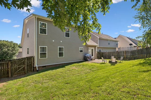 1815 Baslia Ln, Spring Hill, TN 37174