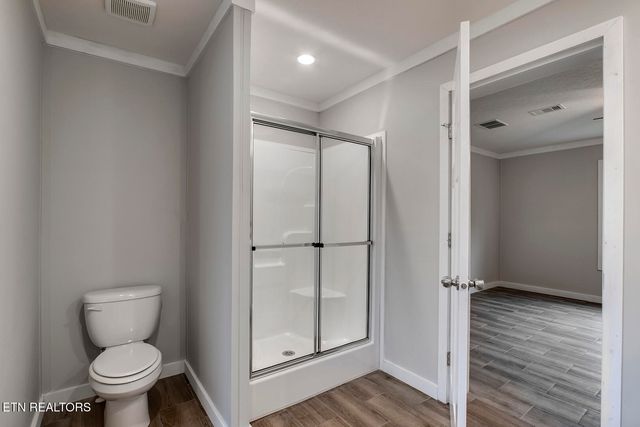 297 Wilkins Ave, Etowah, TN 37331