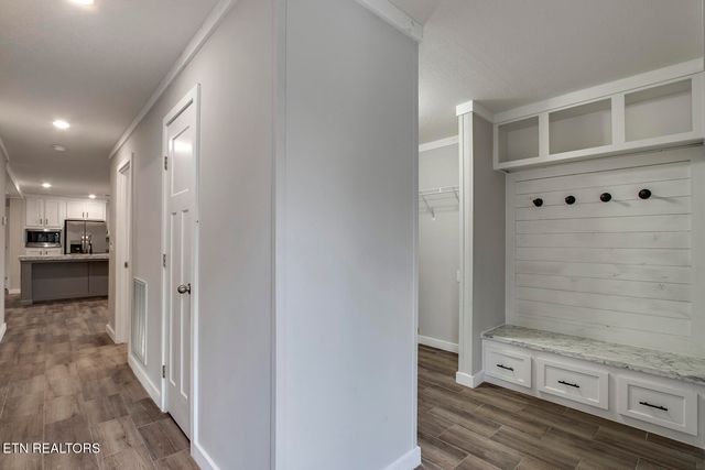 297 Wilkins Ave, Etowah, TN 37331