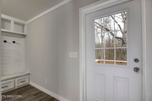 297 Wilkins Ave, Etowah, TN 37331