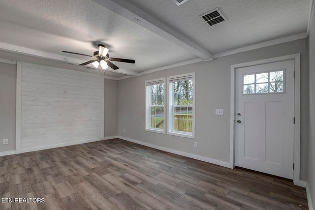 297 Wilkins Ave, Etowah, TN 37331