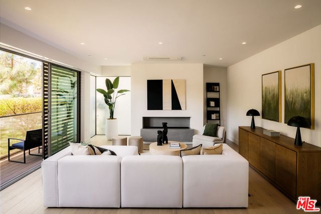 1644 Malcolm Avenue 230, Los Angeles, CA 90024