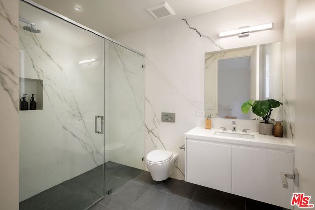 1644 Malcolm Avenue 230, Los Angeles, CA 90024