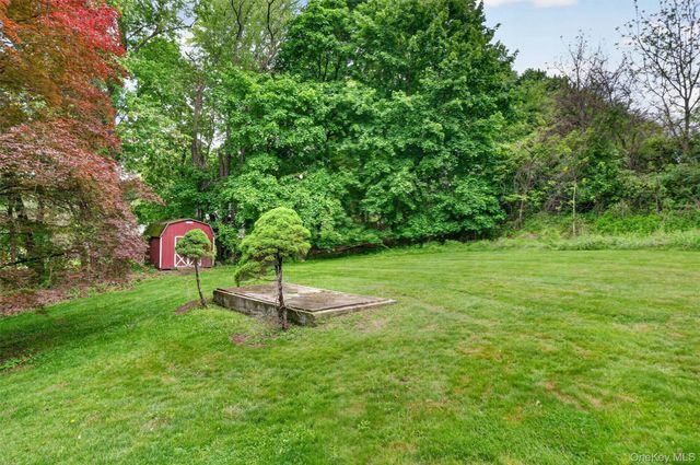 10 Edwin Road, Poughkeepsie, NY 12603