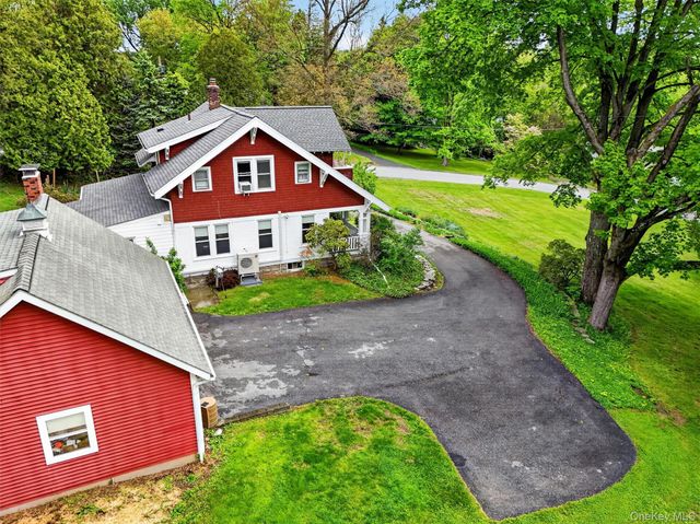 10 Edwin Road, Poughkeepsie, NY 12603