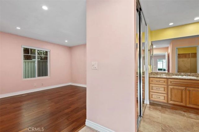 45 Streamwood, Irvine, CA 92620