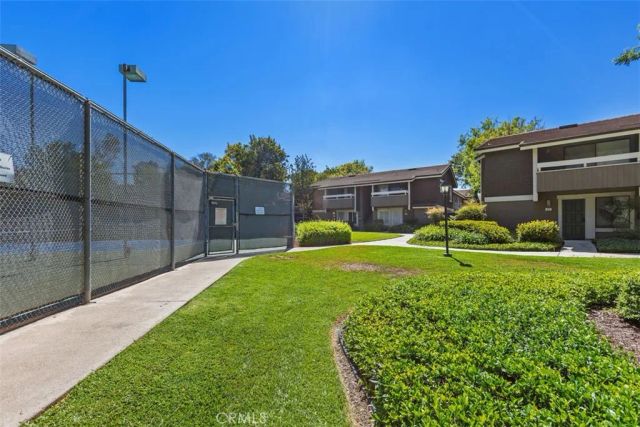 45 Streamwood, Irvine, CA 92620