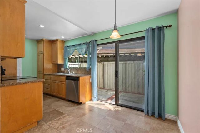 45 Streamwood, Irvine, CA 92620