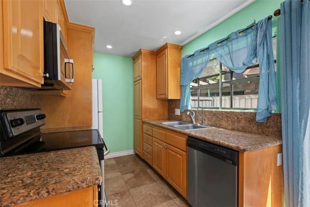 45 Streamwood, Irvine, CA 92620
