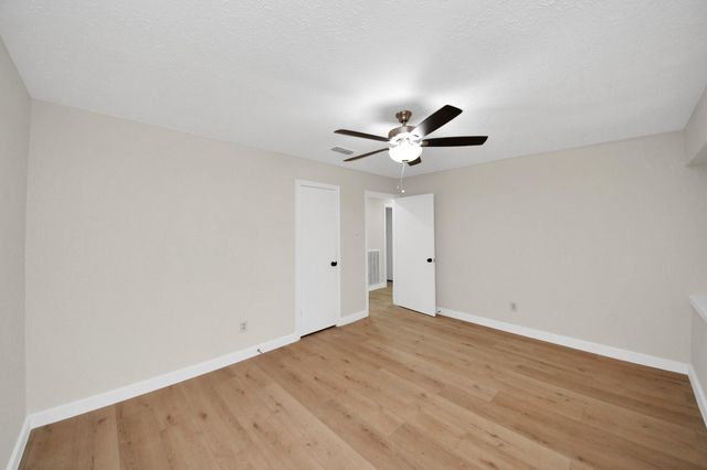 25511 Many Oak Drive, Spring, TX 77380