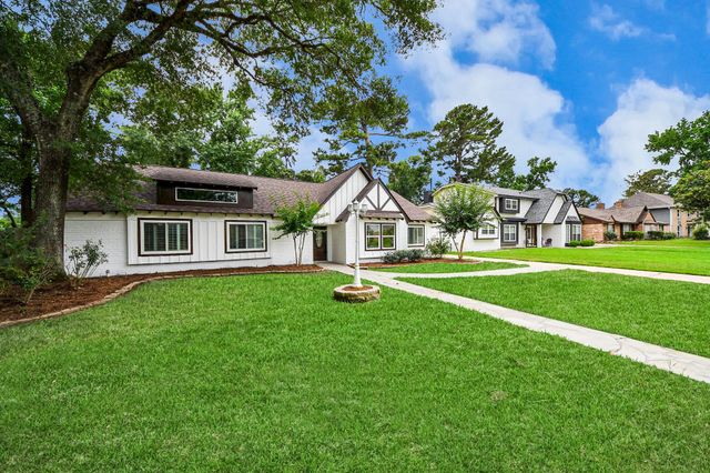 25511 Many Oak Drive, Spring, TX 77380