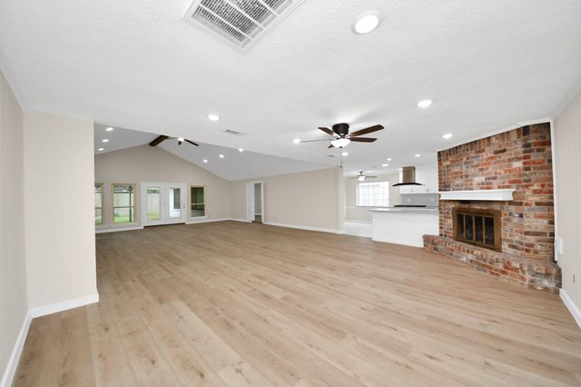 25511 Many Oak Drive, Spring, TX 77380