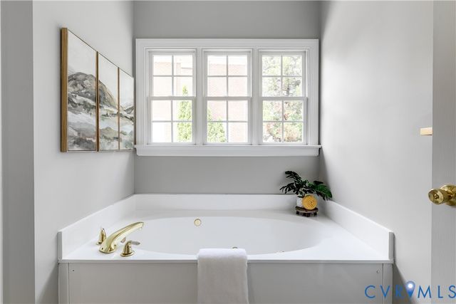 11528 Longview Landing Dr, Richmond, VA 23233