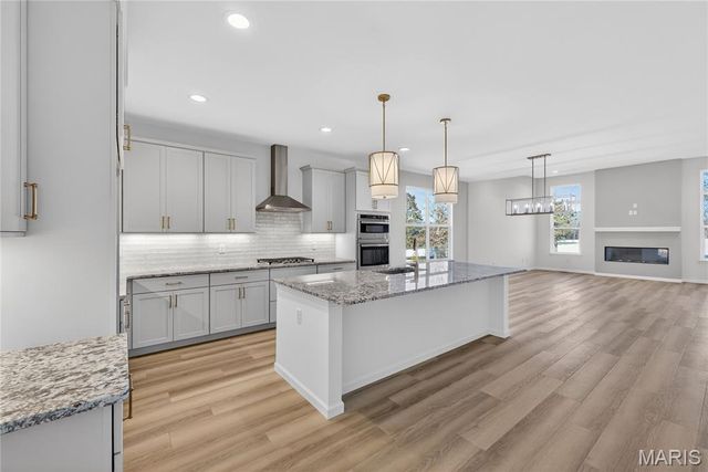 236 Randlin Drive, O'fallon, MO 63367