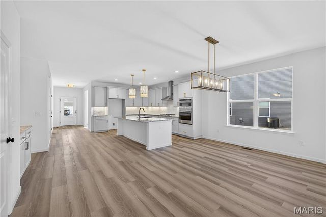 236 Randlin Drive, O'fallon, MO 63367