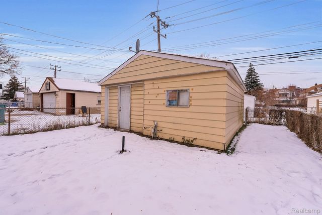 5439 Hartwell Street, Dearborn, MI 48126