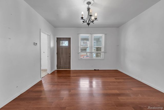 5439 Hartwell Street, Dearborn, MI 48126