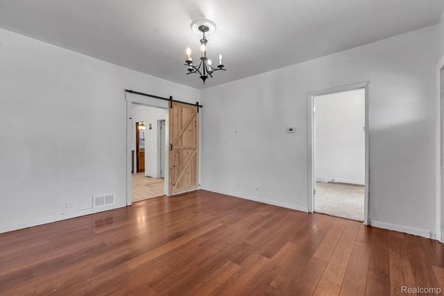 5439 Hartwell Street, Dearborn, MI 48126