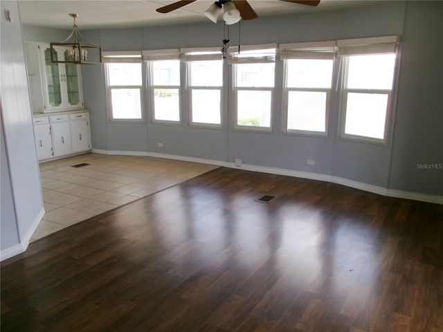35055 DALE AVENUE, Zephyrhills, FL 33541