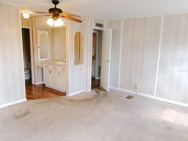 35055 DALE AVENUE, Zephyrhills, FL 33541