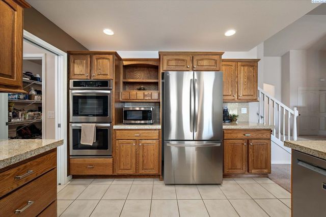 2790 Leopold Ln., Richland, WA 99352