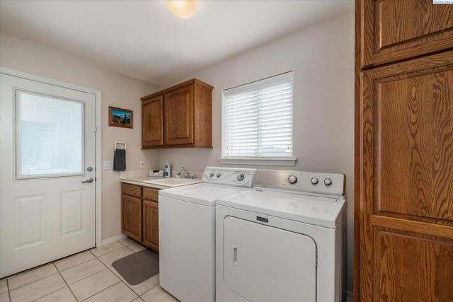 2790 Leopold Ln., Richland, WA 99352