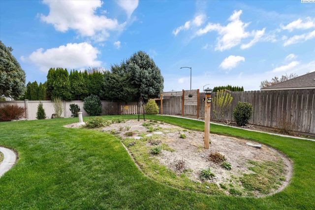 2790 Leopold Ln., Richland, WA 99352