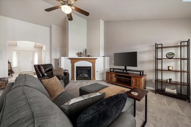 2790 Leopold Ln., Richland, WA 99352