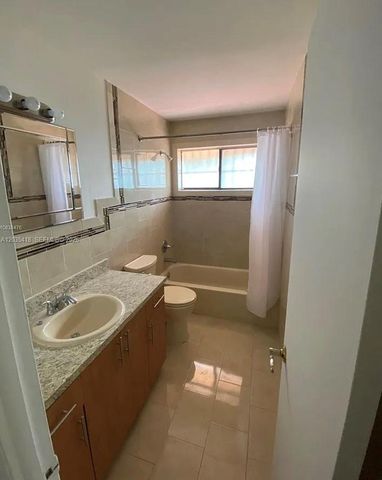 4933 SW 135th Place 4933, Miami, FL 33175