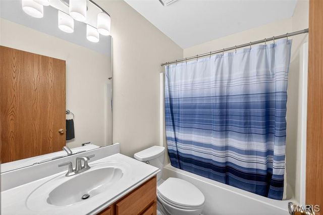 6420 Long Timber Drive, O'fallon, MO 63368