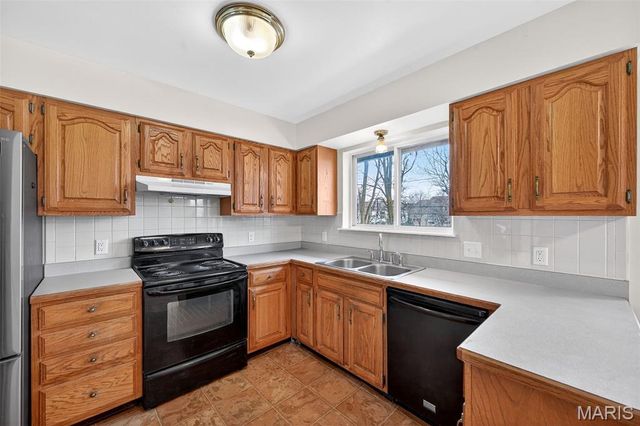 6420 Long Timber Drive, O'fallon, MO 63368